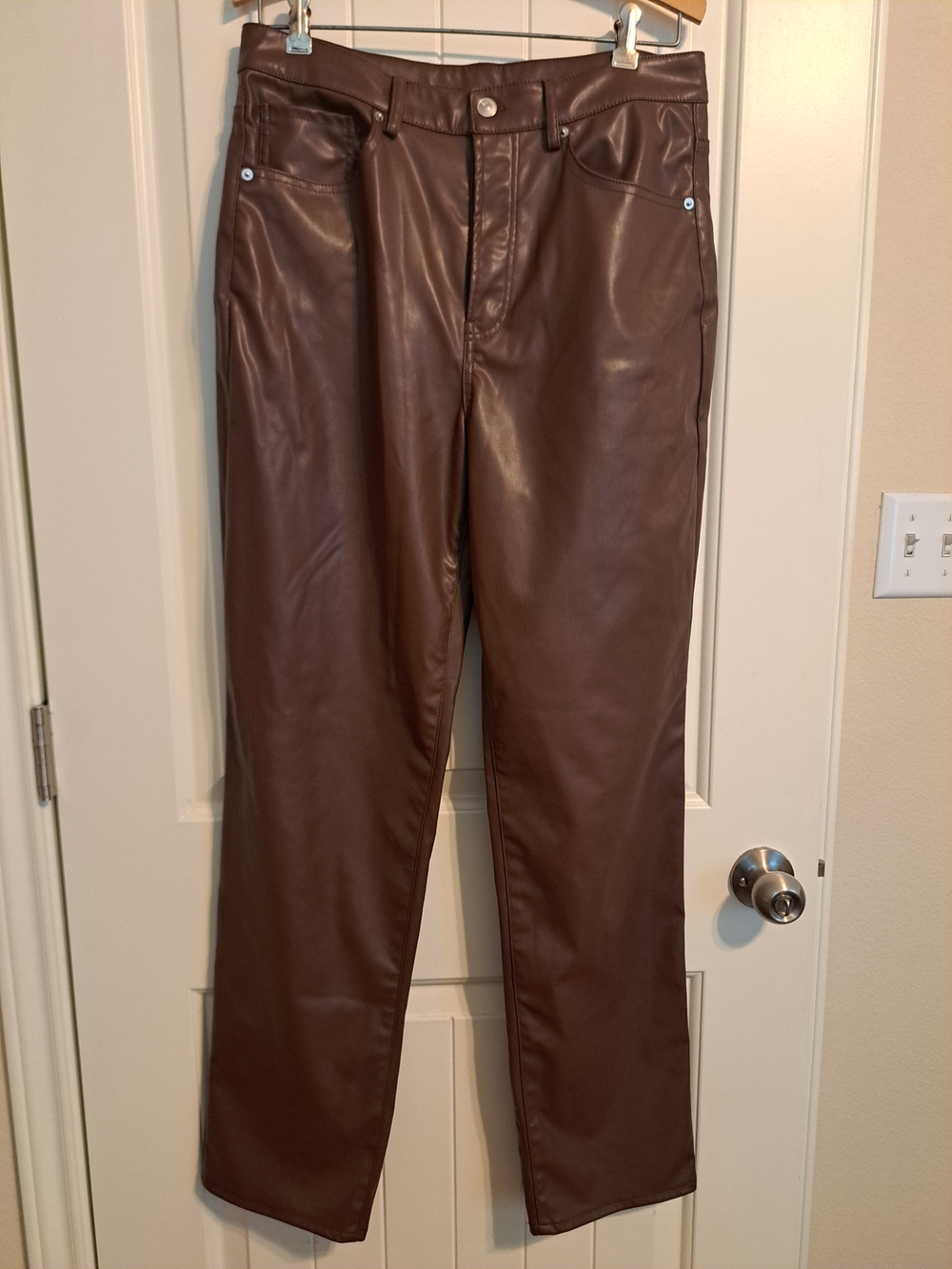 H&M Divided Faux Leather 90s Straight Leg Pants - Brown Size 8